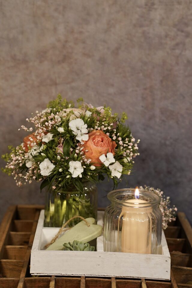 Fine flowers for the table every week